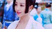 吃瓜！香港男星曝某女星同时来往六位富豪未婚生娃不知谁是生父李明德四处吐痰 奢牌粉饰引争议（【2025113】扒酱料无间：那些你不明白的八卦一二三）-video_t